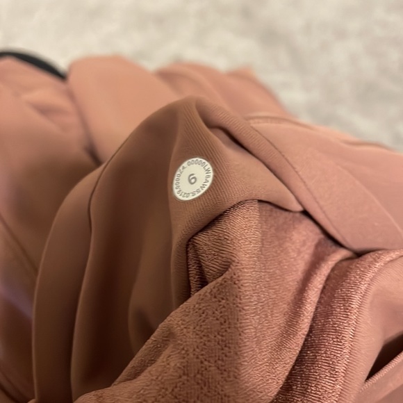 Lululemon leggings - Picture 5 of 5